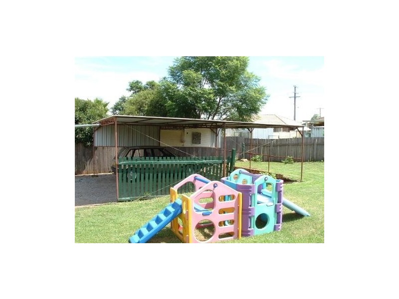 16 Hamilton Court, Tamworth NSW 2340