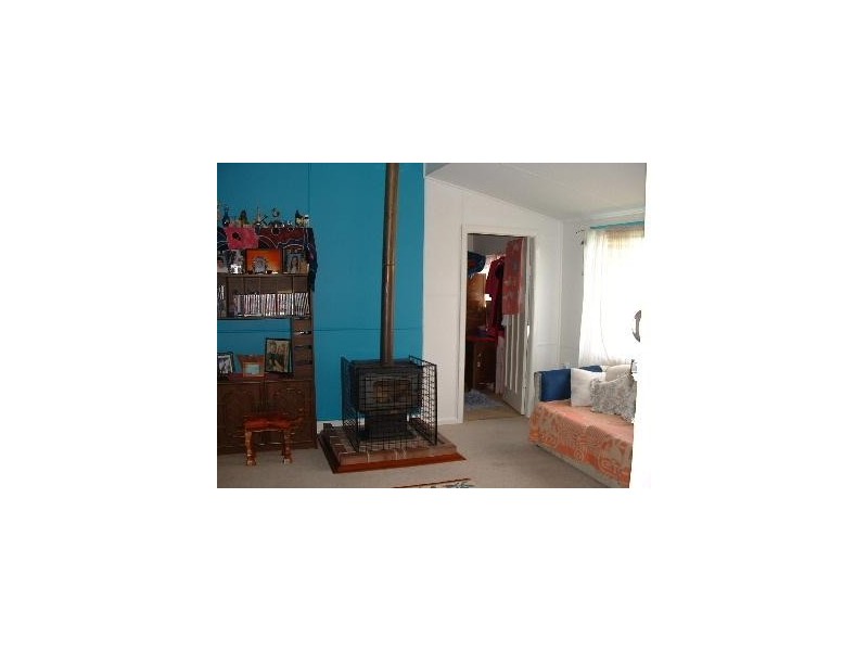 36 Park Street, Uralla NSW 2358