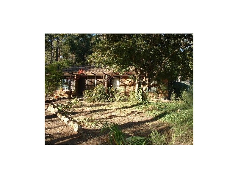 9 Adina Road, Uralla NSW 2358