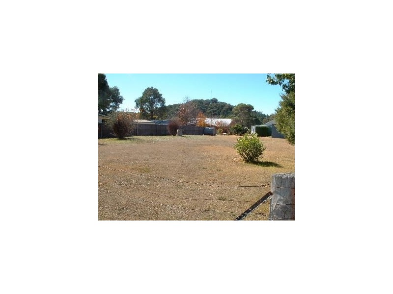 9 Munro Avenue, Uralla NSW 2358