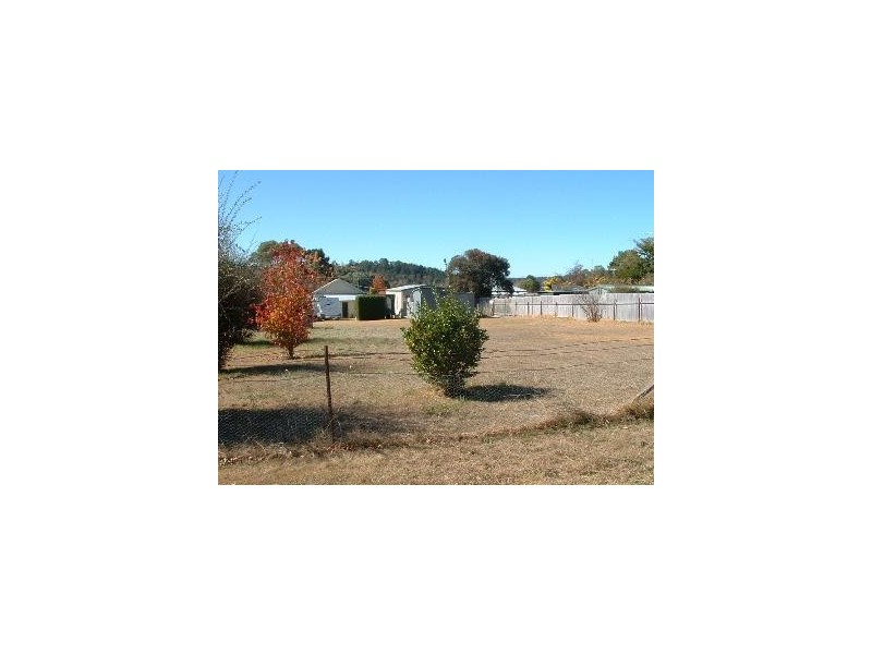 9 Munro Avenue, Uralla NSW 2358