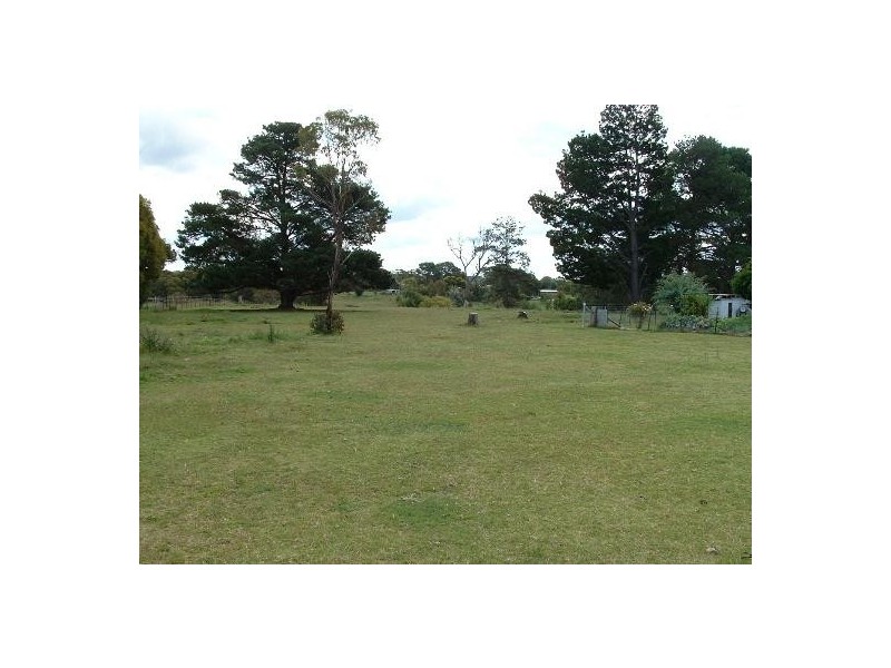 5 Wilkens Street, Uralla NSW 2358