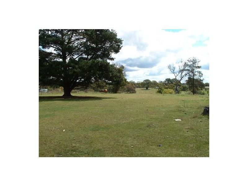 13 Wilkens Street, Uralla NSW 2358