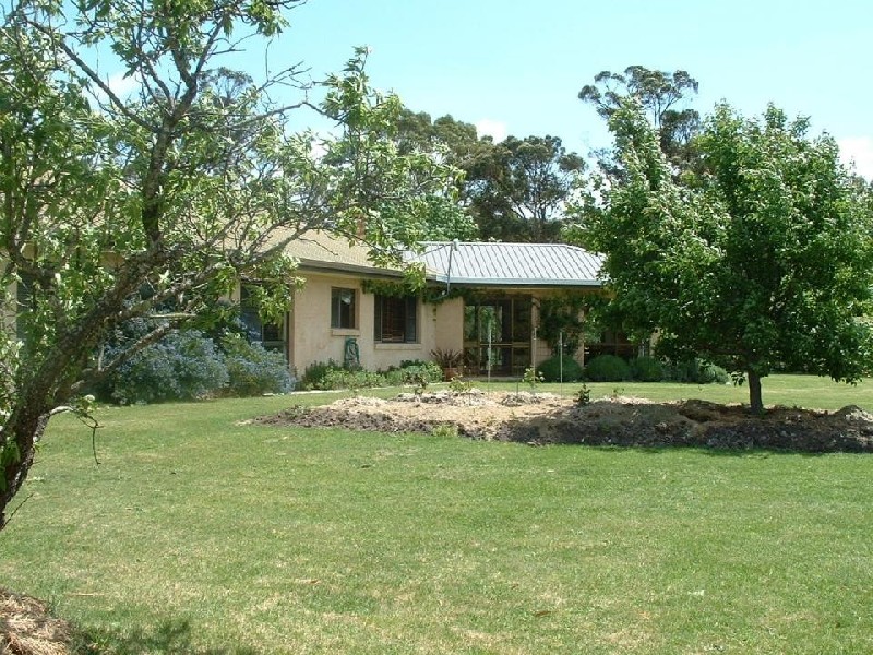 ‘Strathern’ Wades Road, Tenterfield NSW 2372