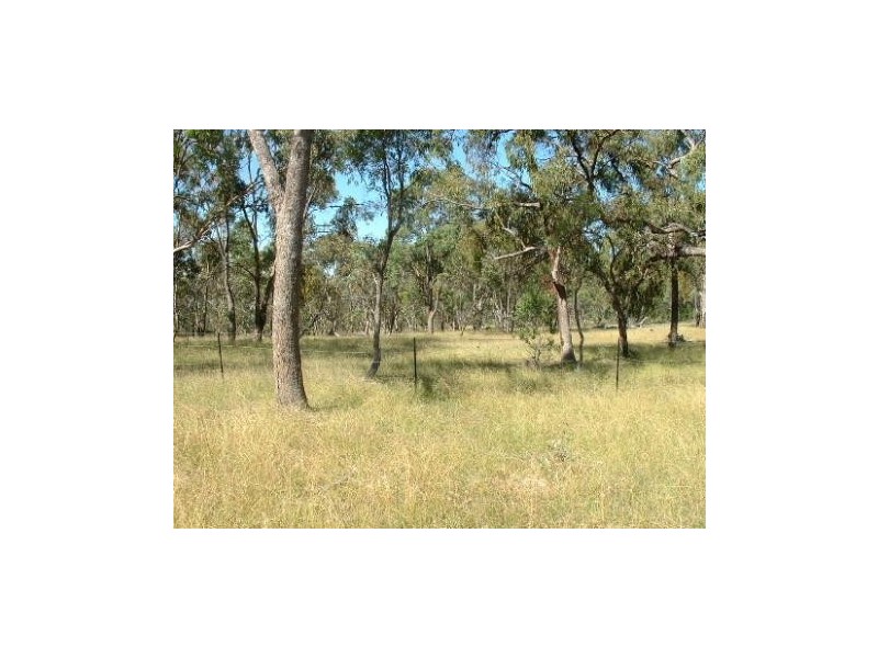 37 Park Street, Uralla NSW 2358