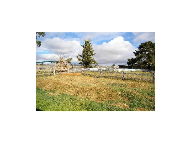 ‘Ballydine’ Par Hillview Road, Uralla NSW 2358