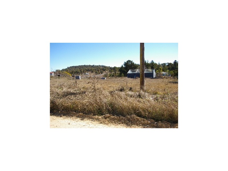 296 Thunderbolts Way, Rocky River NSW 2358