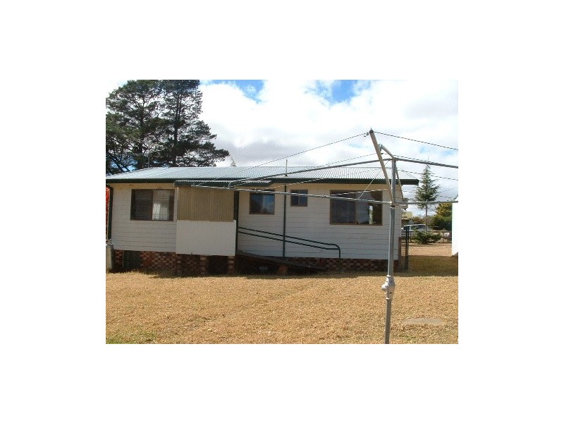 26 Warrick Street, Uralla NSW 2358