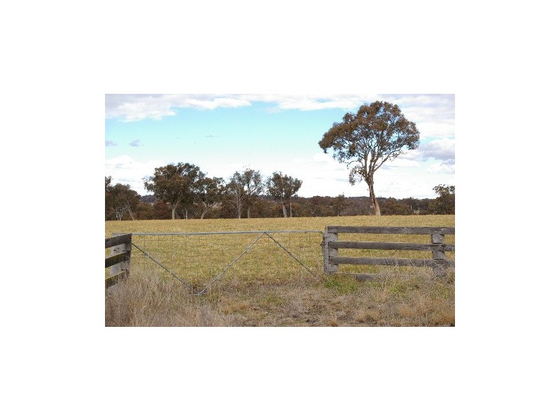 30 Devoncourt Road, Uralla NSW 2358