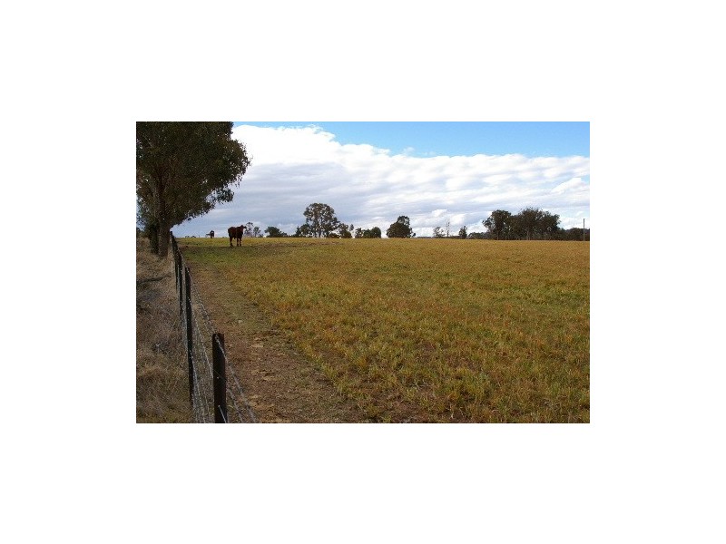 30 Devoncourt Road, Uralla NSW 2358