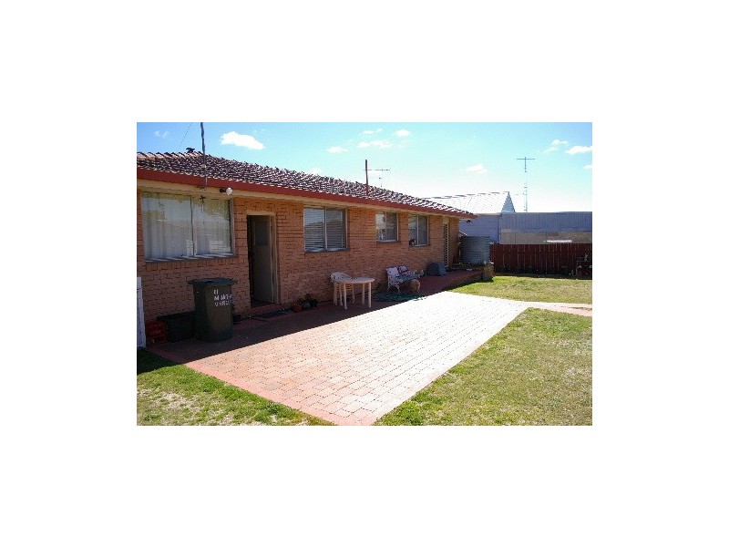 11 McMahon Street, Uralla NSW 2358