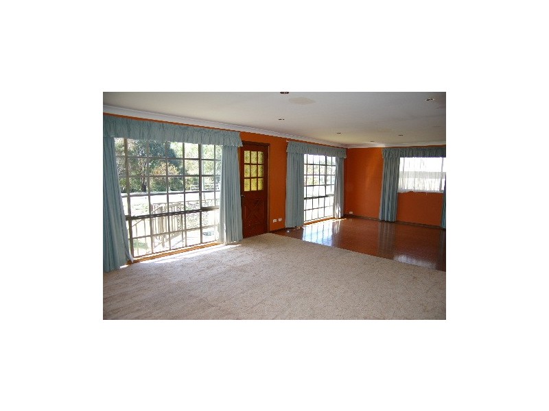 22 Salisbury Street, Uralla NSW 2358