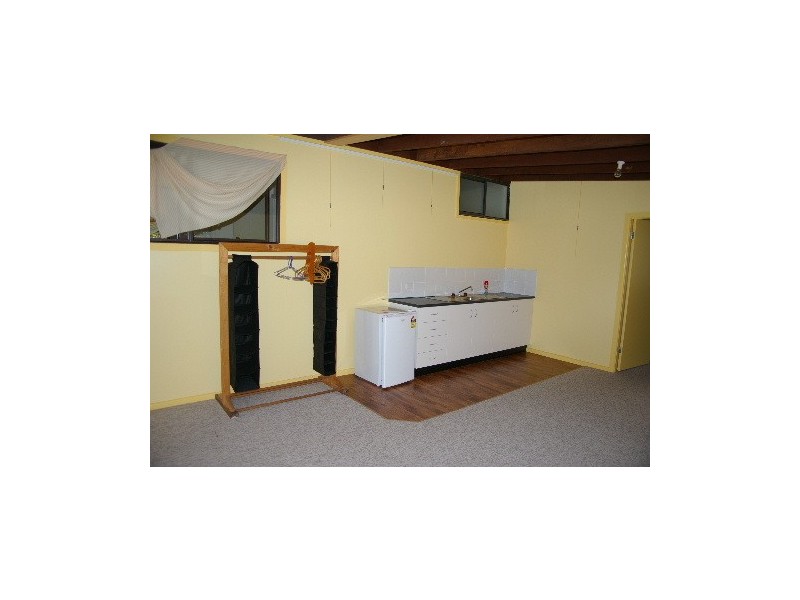 22 Salisbury Street, Uralla NSW 2358