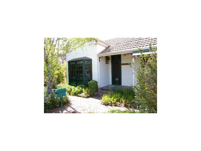 5 King Street, Uralla NSW 2358