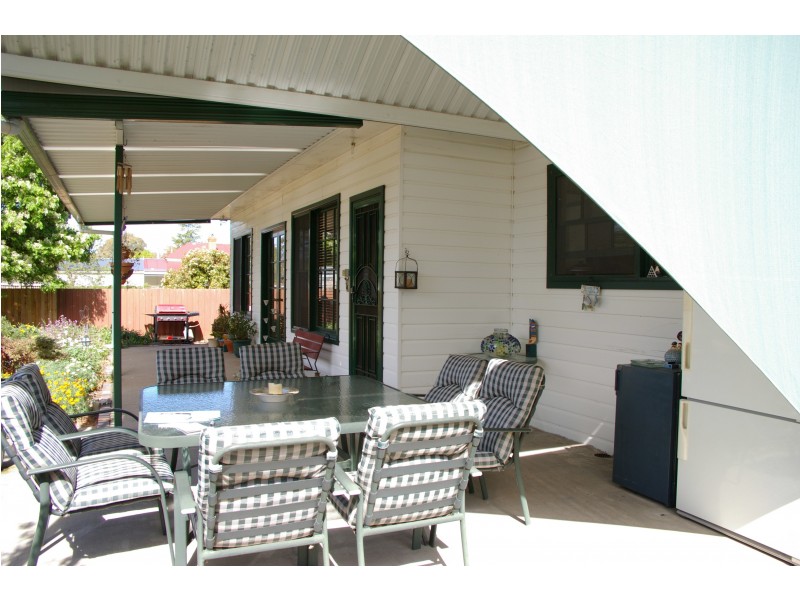 5 King Street, Uralla NSW 2358