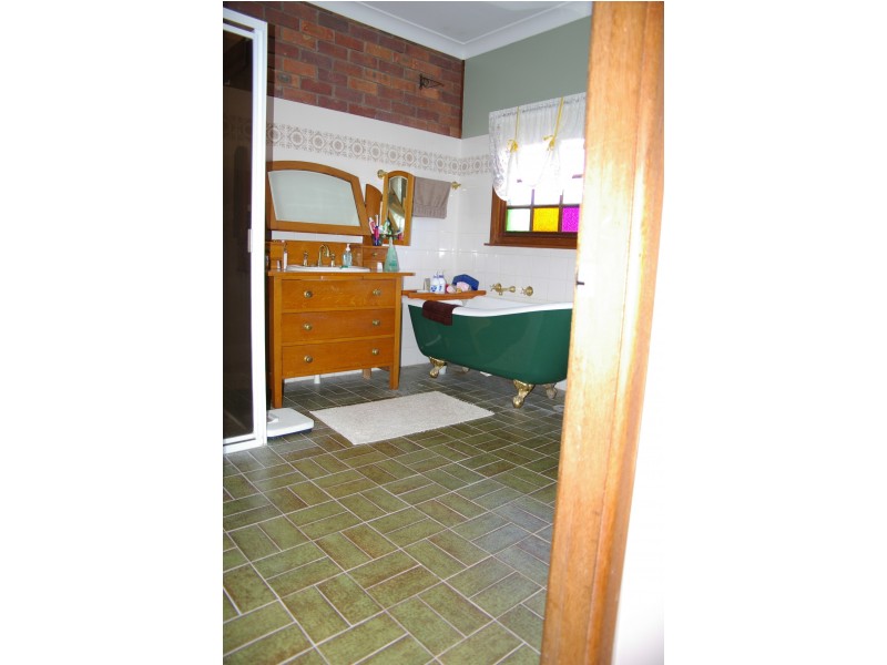 5 King Street, Uralla NSW 2358