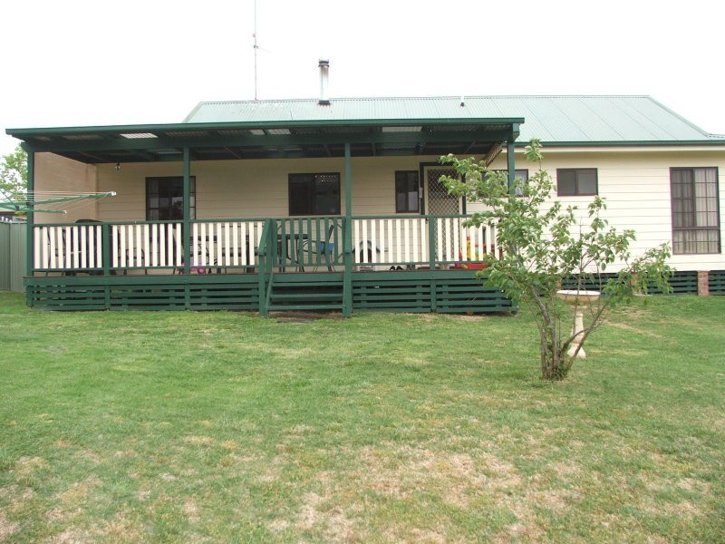 58 Maitland Street, Uralla NSW 2358