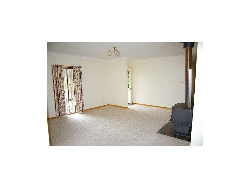 58 Maitland Street, Uralla NSW 2358