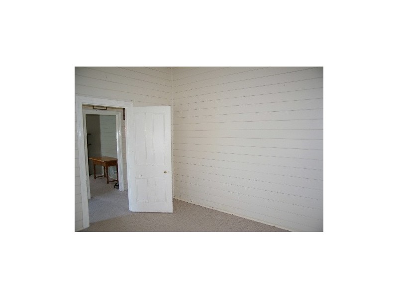 27 Hill Street, Uralla NSW 2358