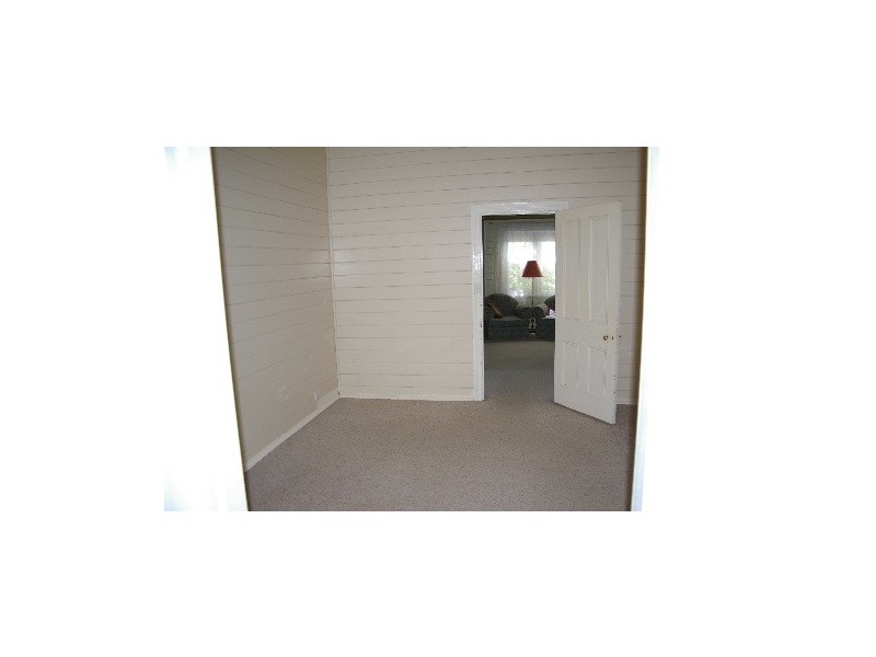 27 Hill Street, Uralla NSW 2358