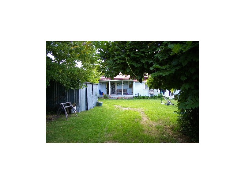 122 Bridge Street, Uralla NSW 2358