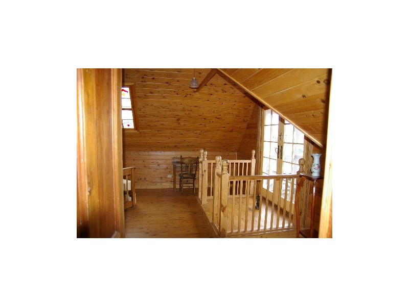 18 Salisbury Street, Uralla NSW 2358