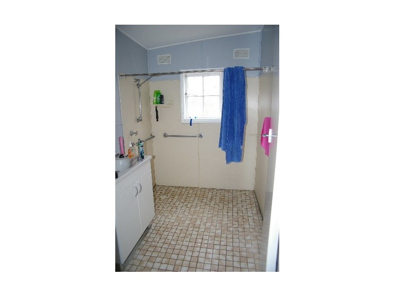 18 Queen Street, Uralla NSW 2358