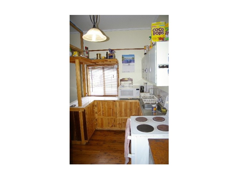 18 Queen Street, Uralla NSW 2358