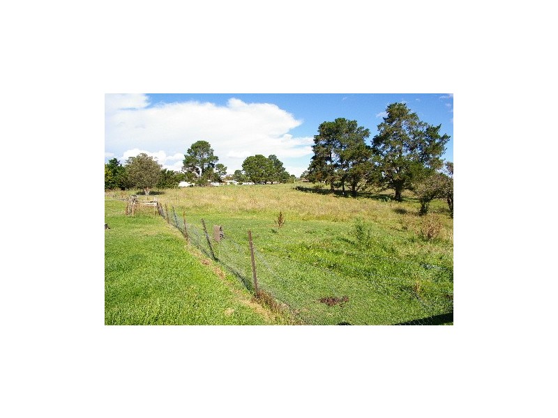 41 Leece Road, Uralla NSW 2358