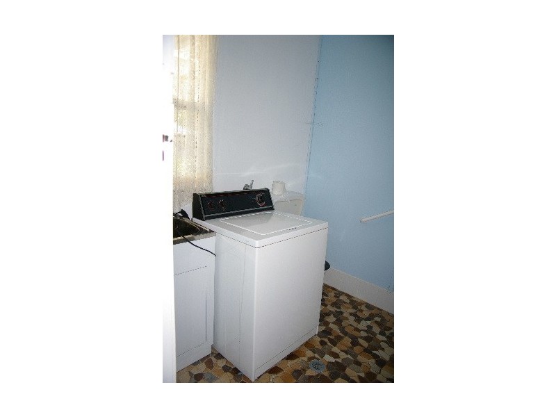 140 Bridge Street, Uralla NSW 2358