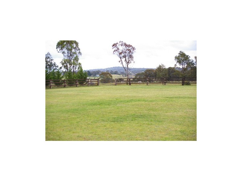 57 Leece Road, Uralla NSW 2358