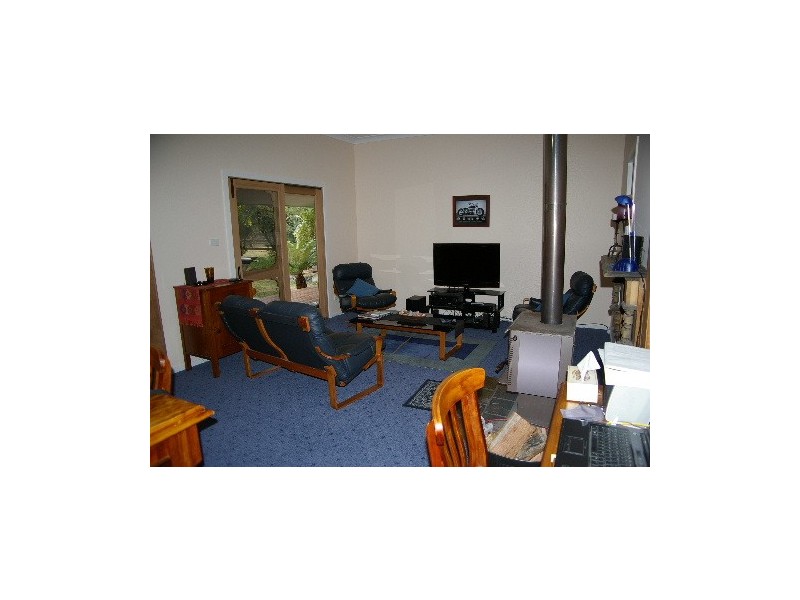 57 Leece Road, Uralla NSW 2358