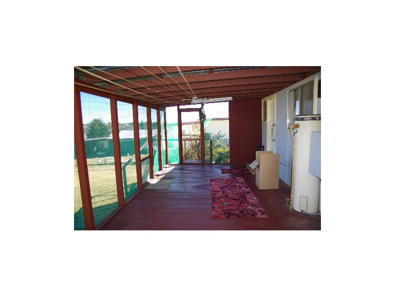 6 Salisbury Street, Uralla NSW 2358