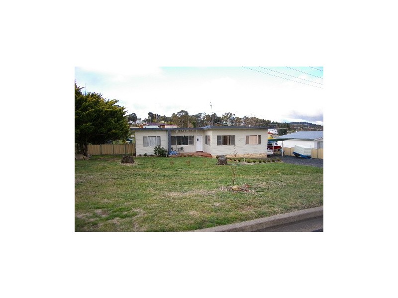 115E North Street, Walcha NSW 2354