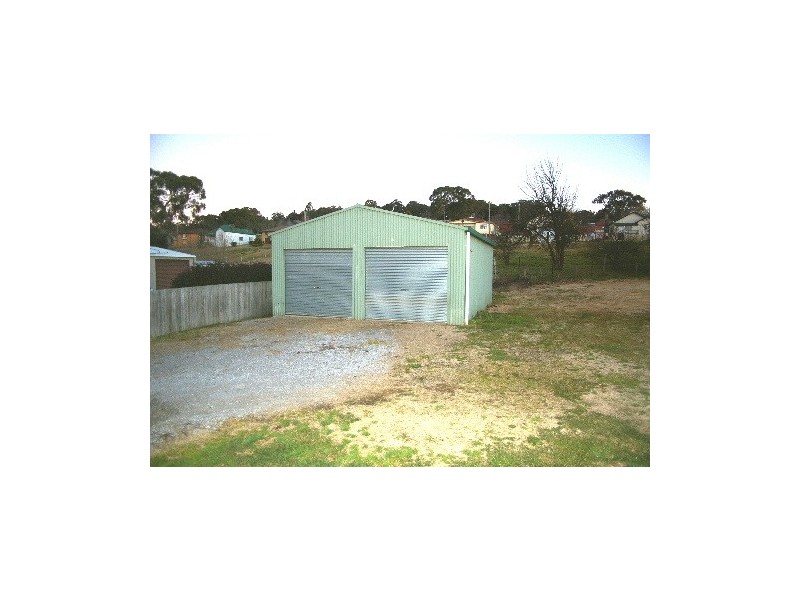 185W Fitzroy Street, Walcha NSW 2354