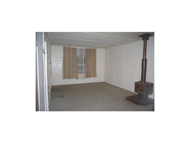 185W Fitzroy Street, Walcha NSW 2354