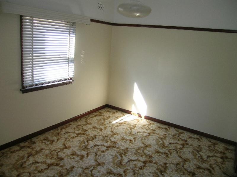 56 Bowden St, Ryde NSW 2112