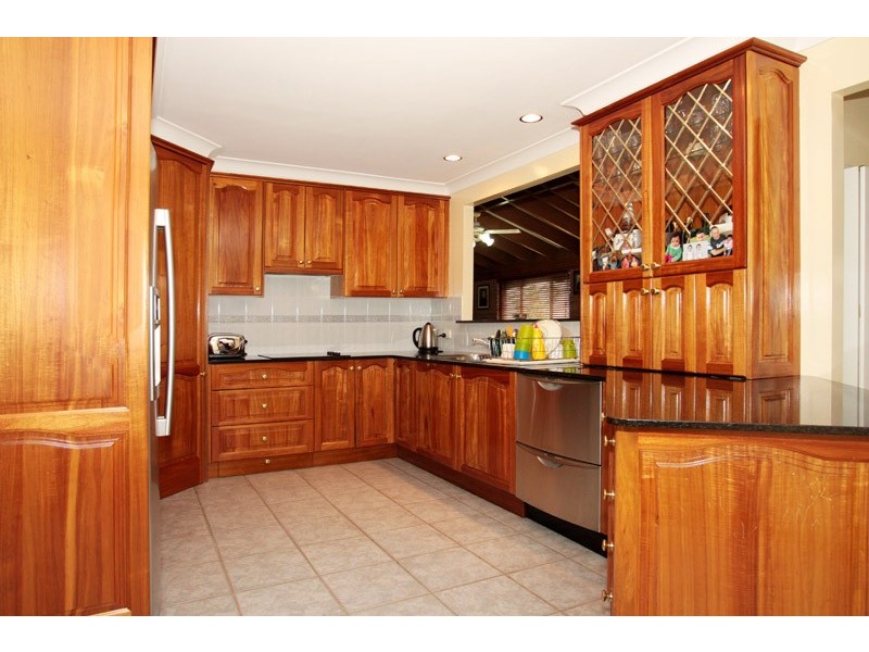 13 Goroka St, Glenfield NSW 2167