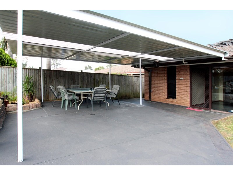 13 Goroka St, Glenfield NSW 2167
