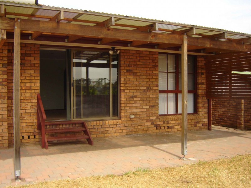 32 Fergusson St, Glenfield NSW 2167