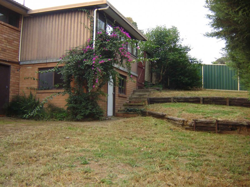 22 Micawber St, Ambarvale NSW 2560