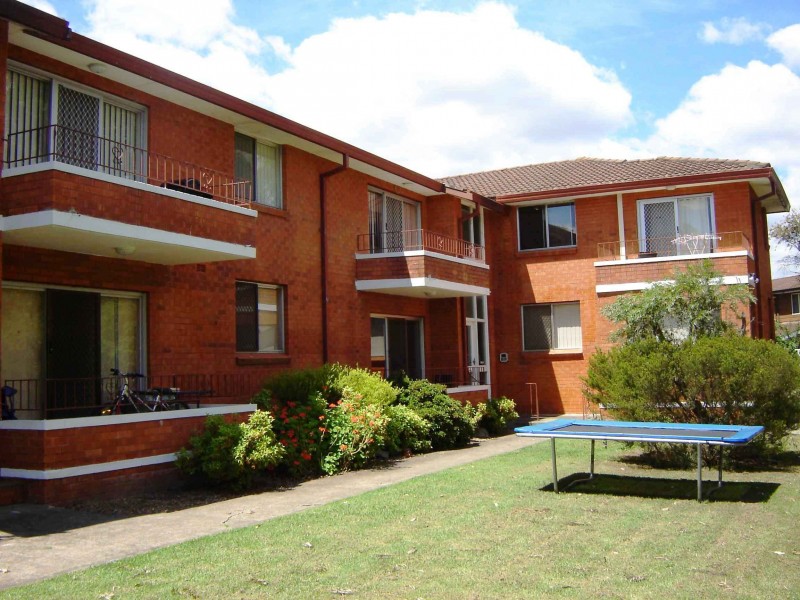 9/25 Trafalgar St, Glenfield NSW 2167