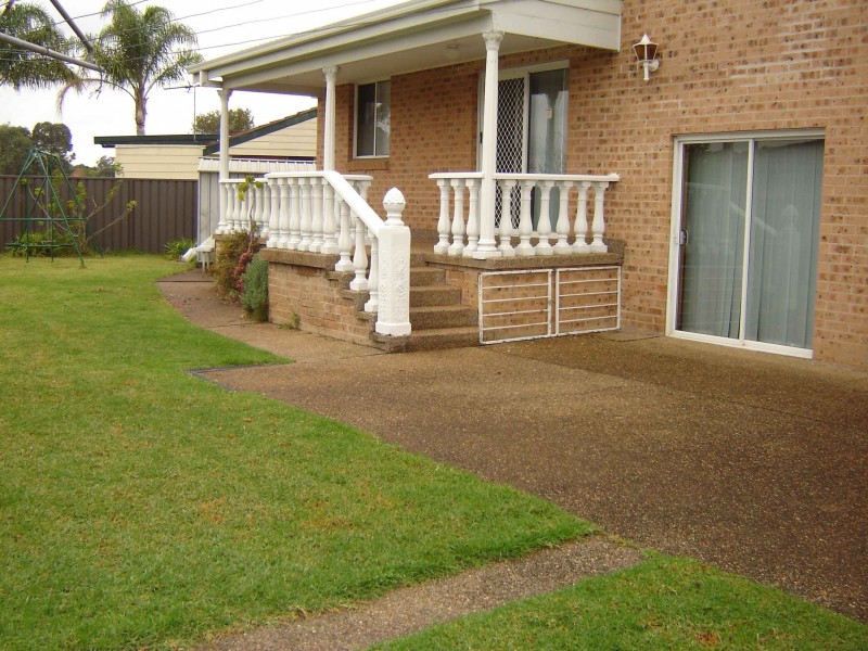 49 Adrian St, Macquarie Fields NSW 2564