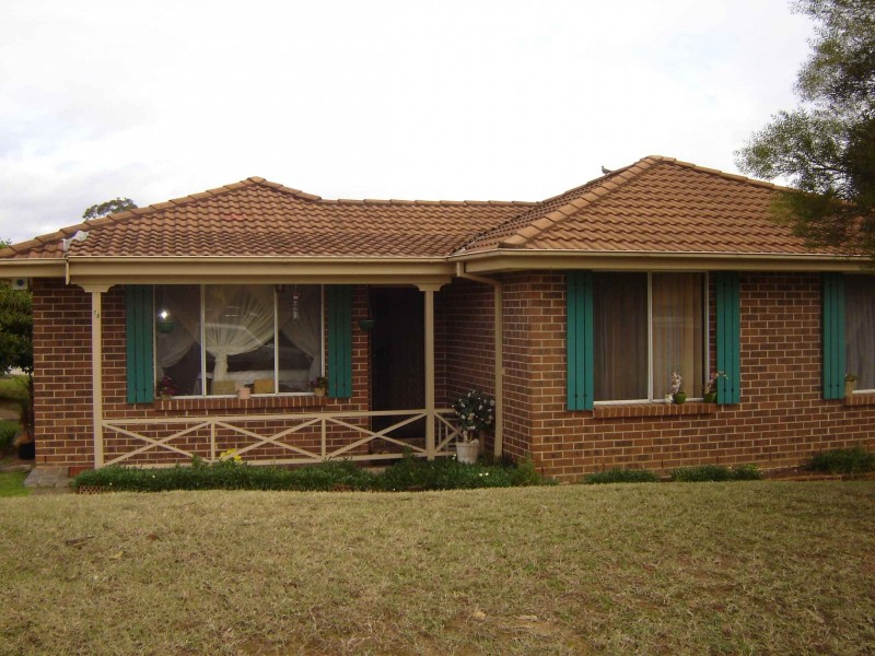 16/212 Harrow Rd, Glenfield NSW 2167