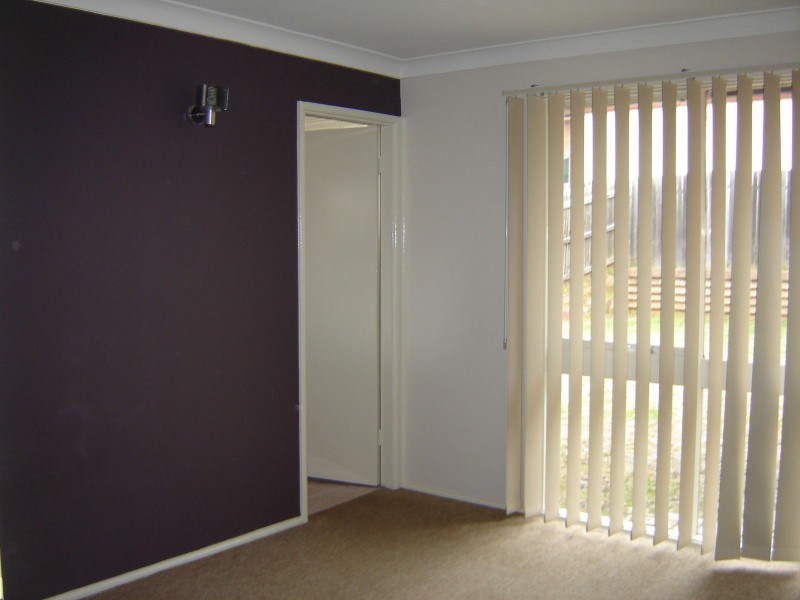 5 Kikori Place, Glenfield NSW 2167