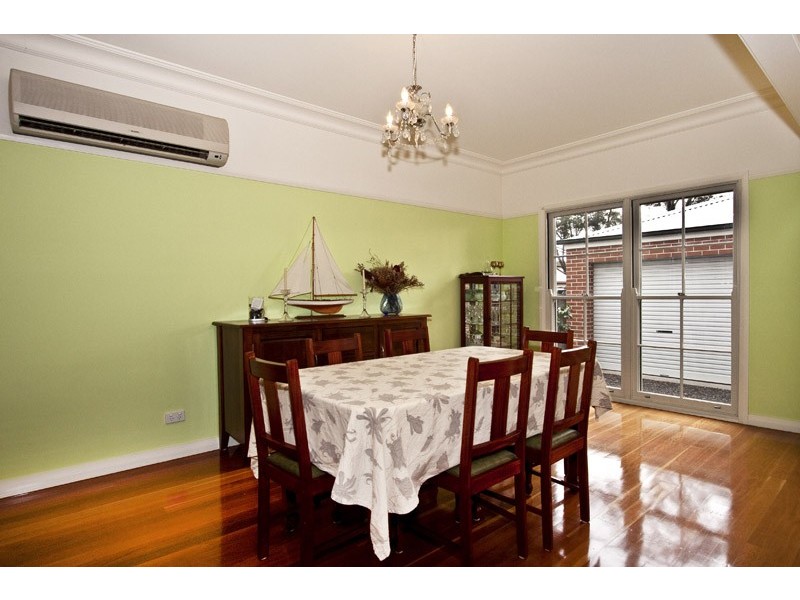 2 Cyprus St, Macquarie Fields NSW 2564