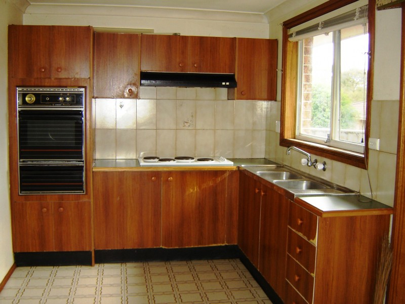 1/6 Bensley Rd, Macquarie Fields NSW 2564