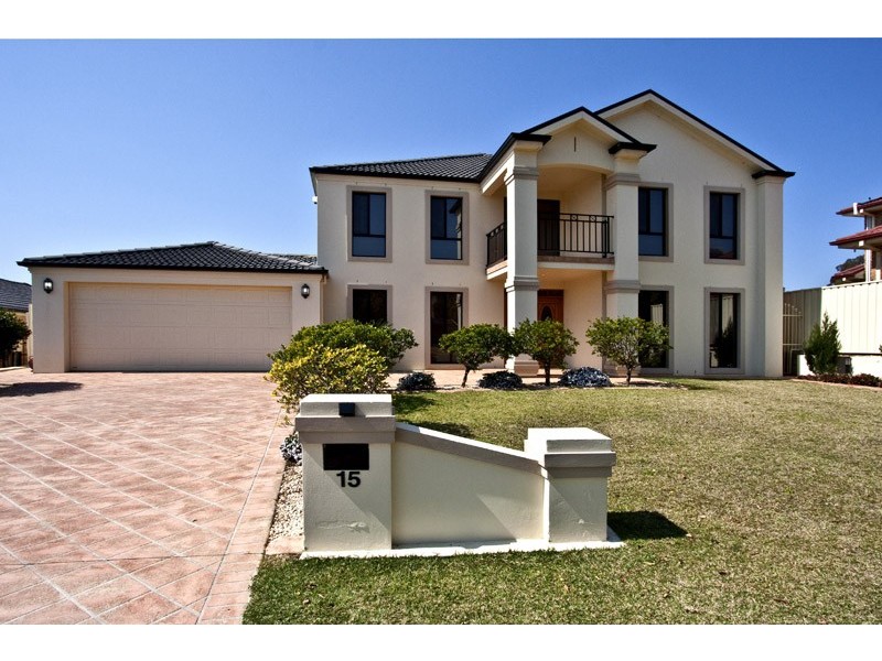 15 Persoonia Cl, Mount Annan NSW 2567