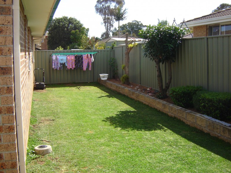 16/225 Harrow Rd, Glenfield NSW 2167