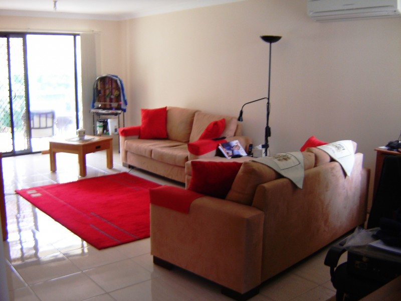 5/2 Baldwin Ave, Glenfield NSW 2167